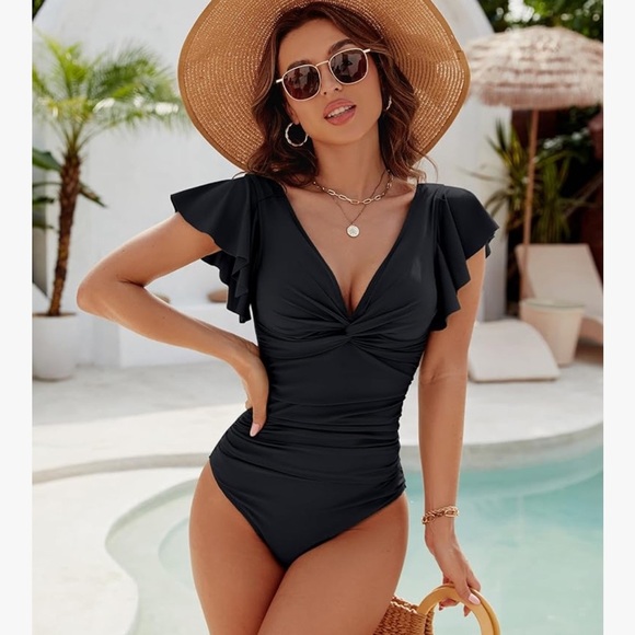 Blooming Jelly Swimsuit Flutter Sleeve Black One Piece Women’s Size Large NWT - Picture 1 of 13